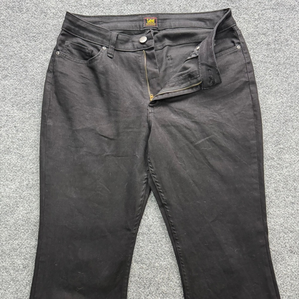 Lee Jeans Women's Size 33x29 Black Straight Leg Denim Casual Pants
